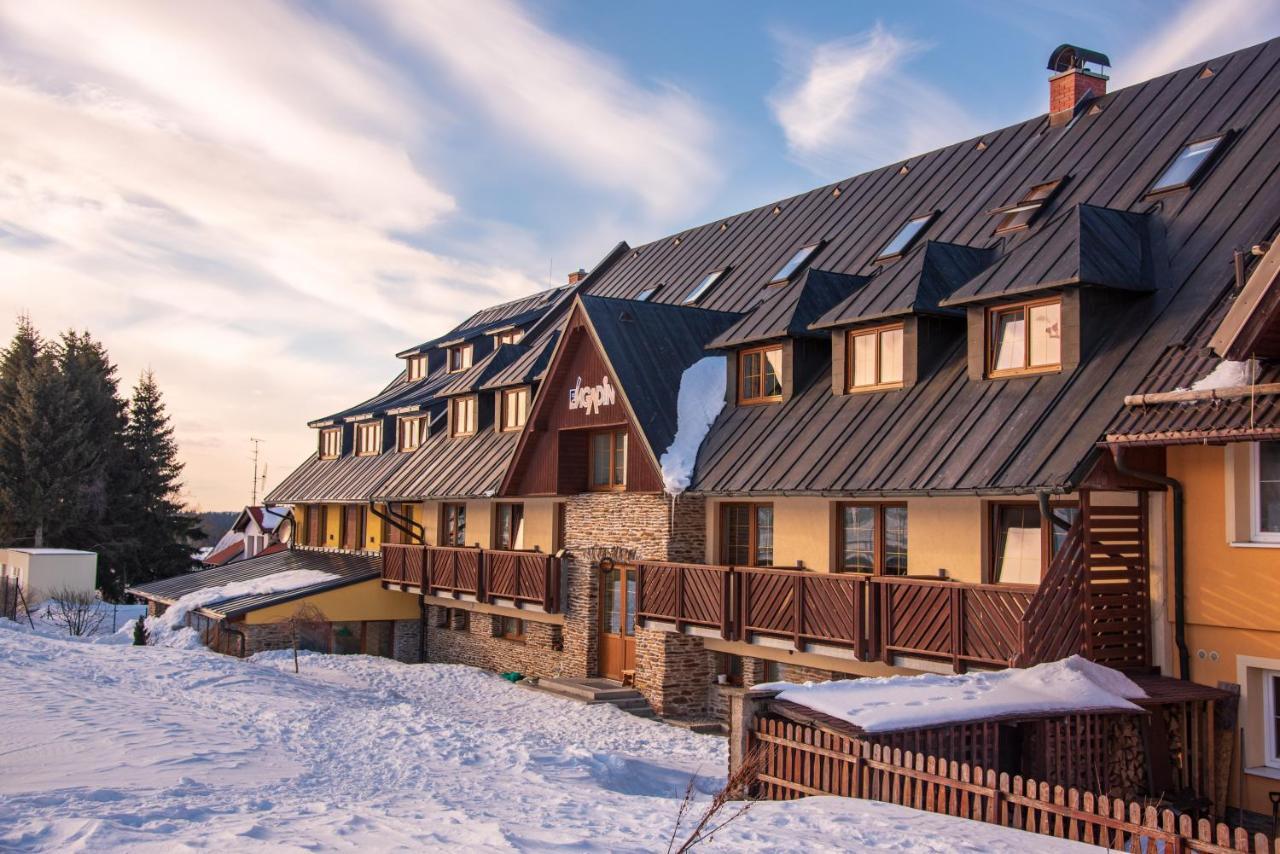 Apartmány Engadin Boží Dar Exterior foto